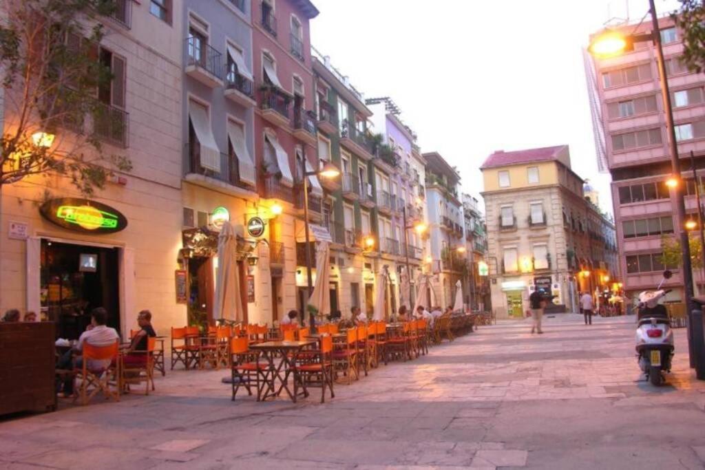 Tus Vacaciones En El Corazon De Alicante! Екстер'єр фото